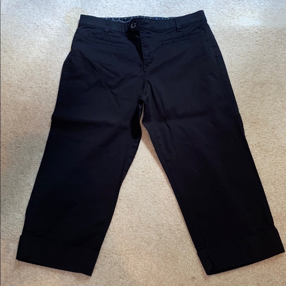 BANDOLINO Ladies cropped black twill pants